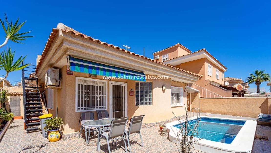 2 chambre Villa/Maison à vendre à Punta Prima avec piscine - 235 000 € (Ref: 9841408)