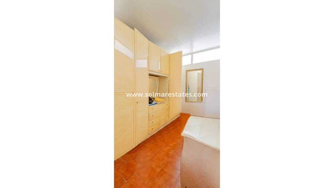 3 soveværelse Rækkehus til salg i Orihuela Costa med swimmingpool - € 265.000 (Ref: 9841409)