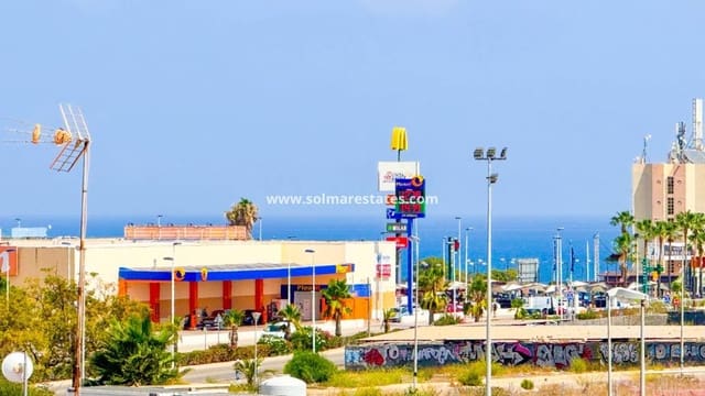 3 camera da letto Villetta a Schiera in vendita in Punta Prima, Orihuela con piscina - 265.000 € (Rif: 9841409)