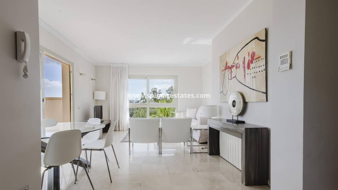 2 chambre Appartement à vendre à Campoamor avec piscine - 315 000 € (Ref: 9844205)