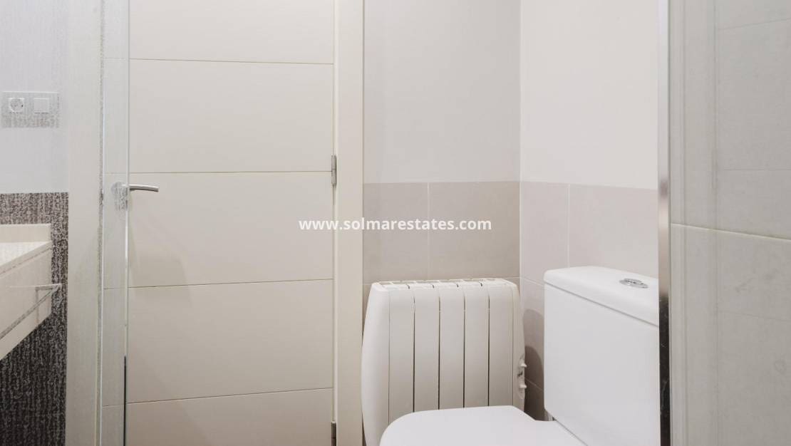 2 chambre Appartement à vendre à Campoamor avec piscine - 315 000 € (Ref: 9844205)