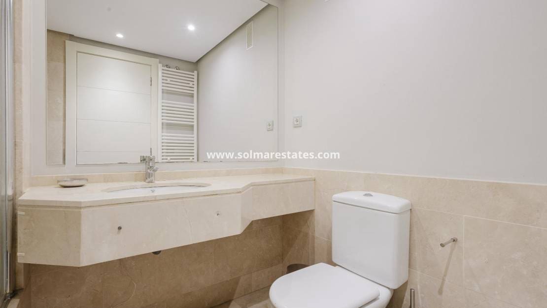 2 chambre Appartement à vendre à Campoamor avec piscine - 315 000 € (Ref: 9844205)