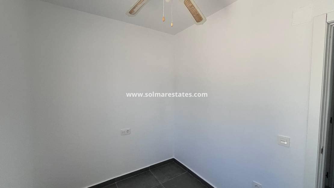 2 bedroom Bungalow for sale in El Limonar with pool - € 139,995 (Ref: 9844639)