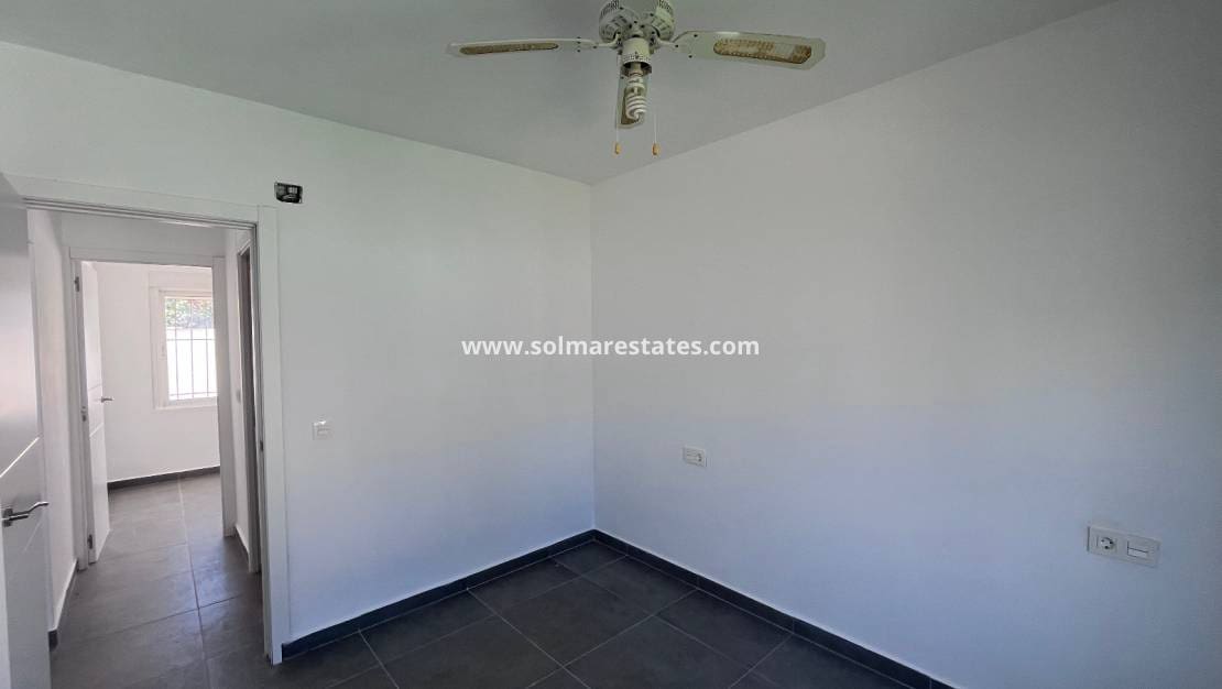 2 bedroom Bungalow for sale in El Limonar with pool - € 139,995 (Ref: 9844639)