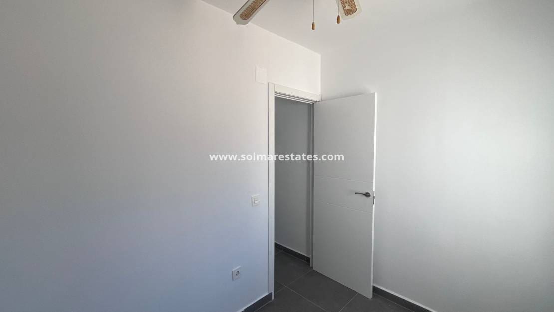 2 bedroom Bungalow for sale in El Limonar with pool - € 139,995 (Ref: 9844639)