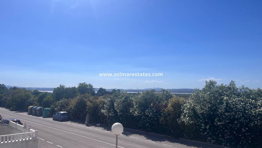 2 bedroom Bungalow for sale in El Limonar with pool - € 139,995 (Ref: 9844639)