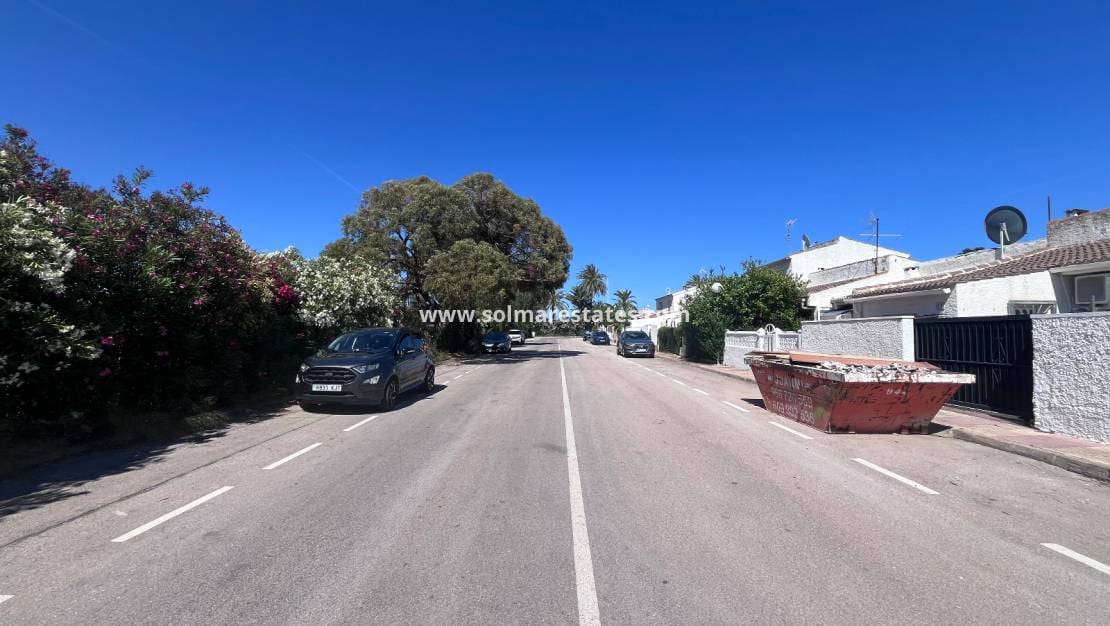 2 bedroom Bungalow for sale in El Limonar with pool - € 139,995 (Ref: 9844639)