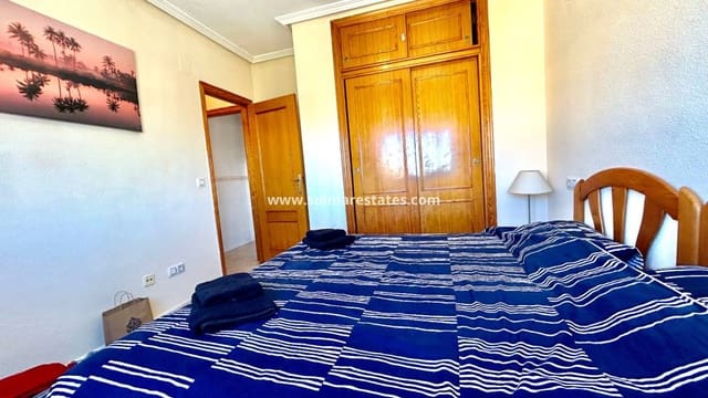 2 makuuhuone Huoneisto myytävänä paikassa La Zenia, Orihuela mukana uima-altaan - 165 000 € (Ref: 9850639)