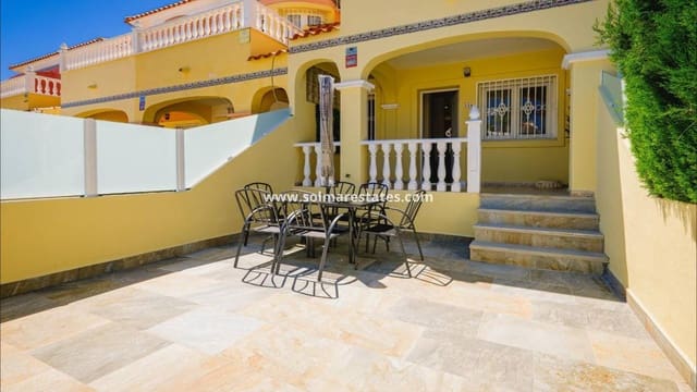 3 soverom Hus til salgs i Villamartin, Orihuela med svømmebasseng - € 239 900 (Ref: 9853016)