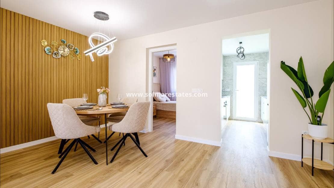 3 soverom Hus til salgs i Villamartin med svømmebasseng - € 239 900 (Ref: 9853016)