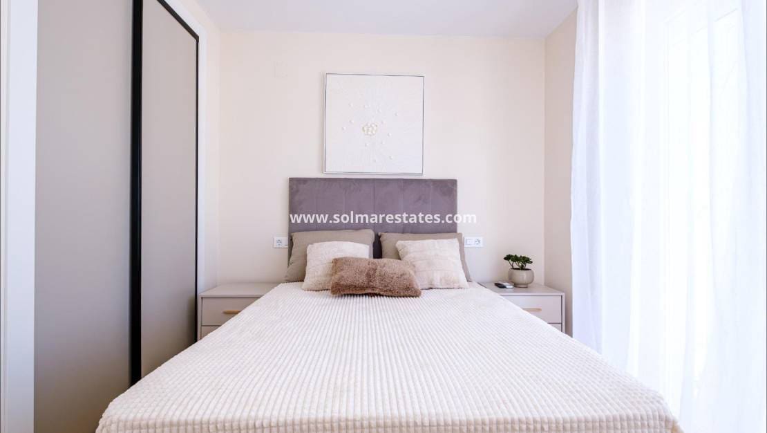 3 soverom Hus til salgs i Villamartin med svømmebasseng - € 239 900 (Ref: 9853016)