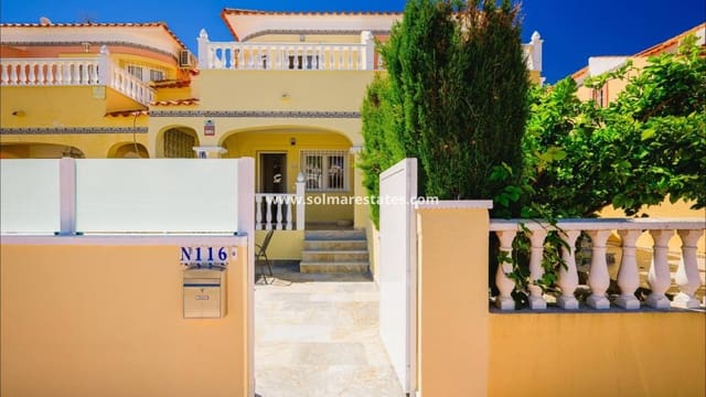 3 soverom Hus til salgs i Villamartin, Orihuela med svømmebasseng - € 239 900 (Ref: 9853016)
