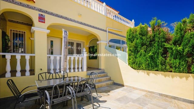 3 soverom Hus til salgs i Villamartin, Orihuela med svømmebasseng - € 239 900 (Ref: 9853016)