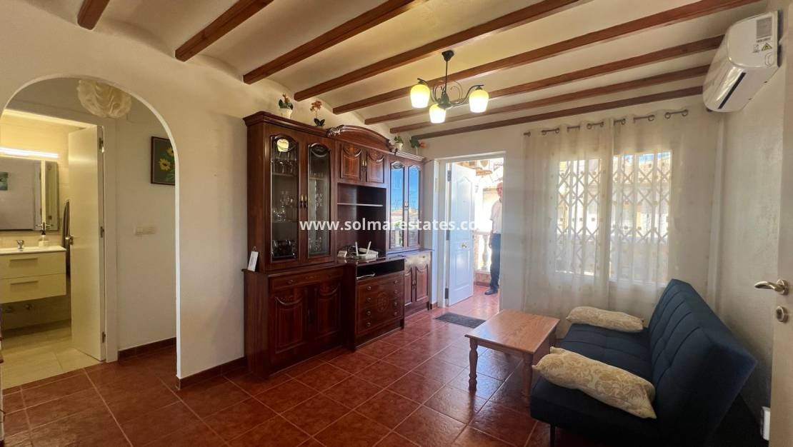 2 soveværelse Lejlighed til salg i Playa Flamenca - € 136.000 (Ref: 9854608)