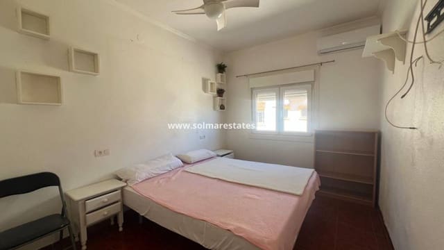 2 soveværelse Lejlighed til salg i Playa Flamenca, Orihuela - € 136.000 (Ref: 9854608)