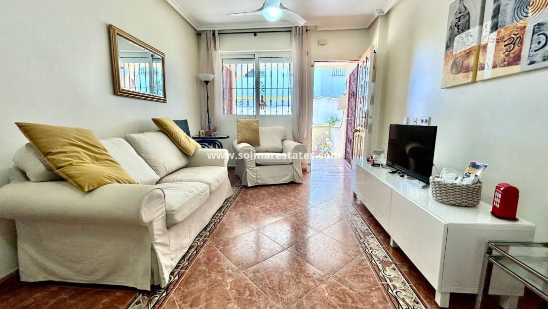 2 quarto Apartamento para venda em La Zenia com piscina - 190 900 € (Ref: 9854609)