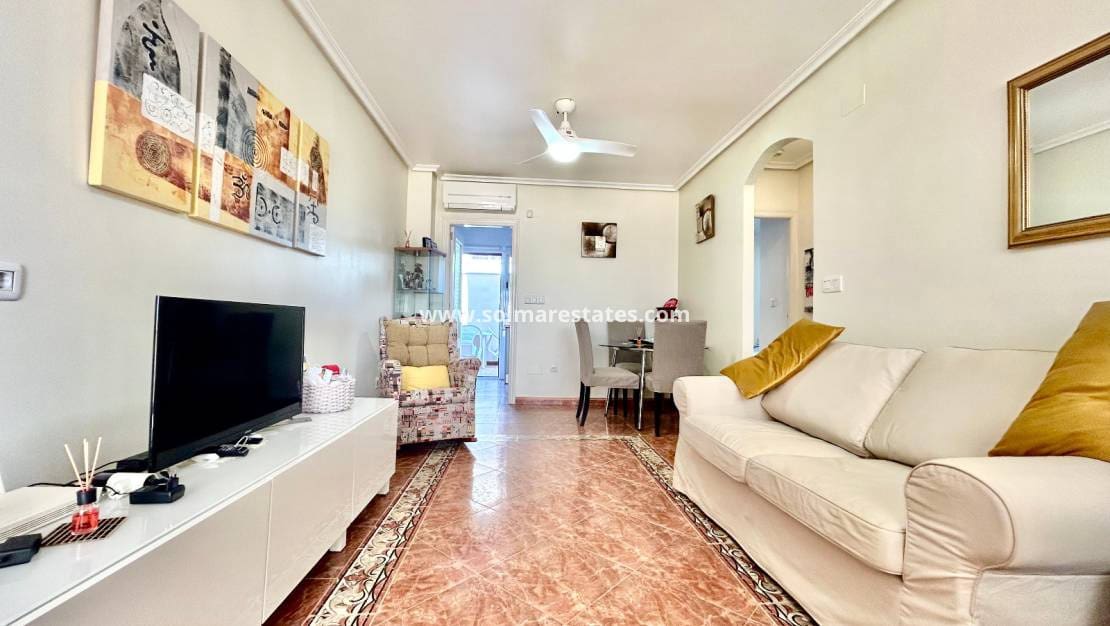 2 quarto Apartamento para venda em La Zenia com piscina - 190 900 € (Ref: 9854609)