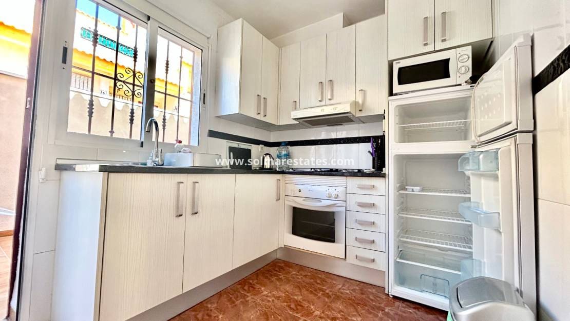2 quarto Apartamento para venda em La Zenia com piscina - 190 900 € (Ref: 9854609)