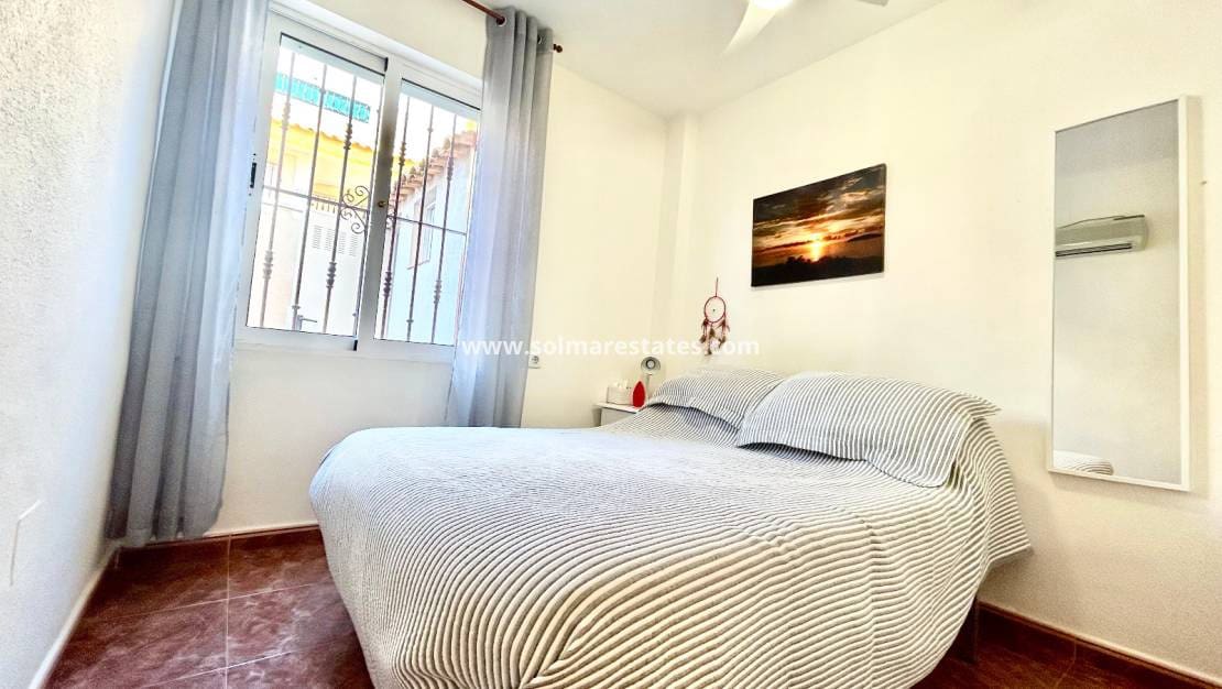 2 quarto Apartamento para venda em La Zenia com piscina - 190 900 € (Ref: 9854609)