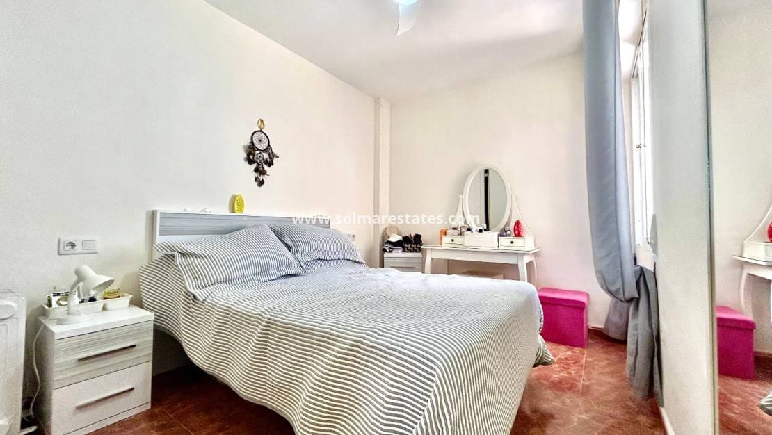 2 quarto Apartamento para venda em La Zenia com piscina - 190 900 € (Ref: 9854609)