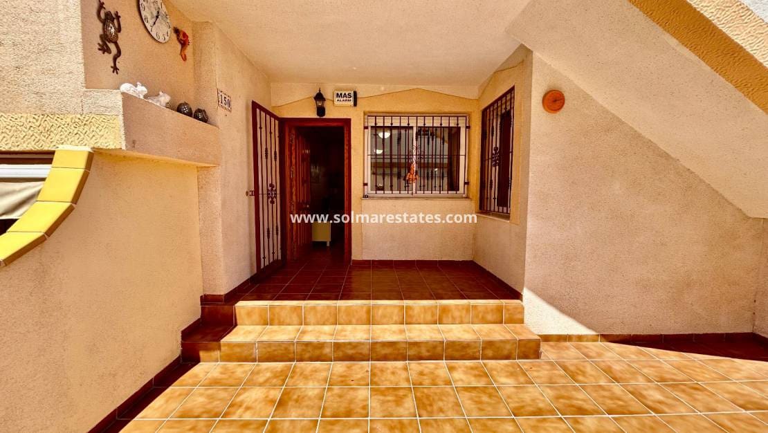 2 quarto Apartamento para venda em La Zenia com piscina - 190 900 € (Ref: 9854609)