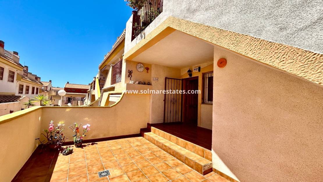 2 quarto Apartamento para venda em La Zenia com piscina - 190 900 € (Ref: 9854609)