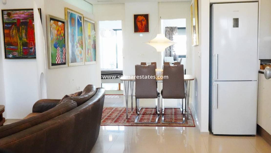 2 sypialnia Apartament na sprzedaż w Villamartin z basenem - 229 000 € (Ref: 9854689)