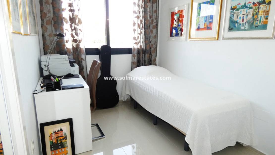 2 sypialnia Apartament na sprzedaż w Villamartin z basenem - 229 000 € (Ref: 9854689)