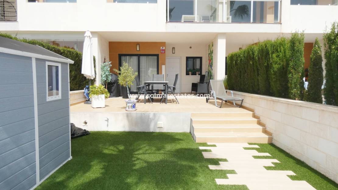 2 sypialnia Apartament na sprzedaż w Villamartin z basenem - 229 000 € (Ref: 9854689)