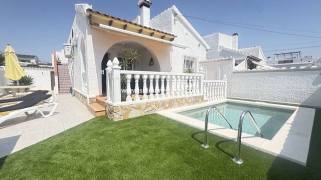 2 makuuhuone Huvila myytävänä paikassa Villamartin, Orihuela mukana uima-altaan - 299 995 € (Ref: 9863550)