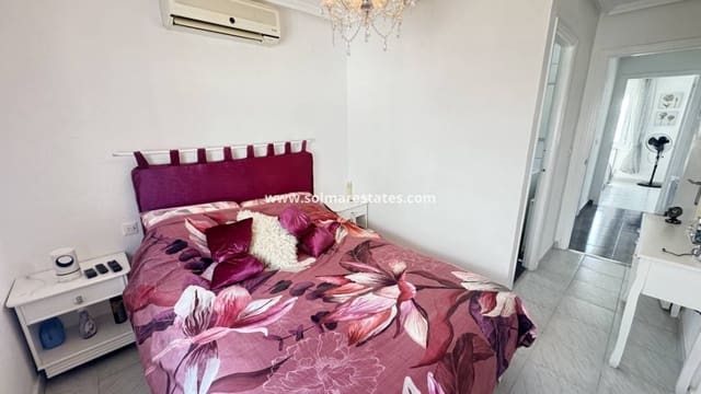 2 makuuhuone Huvila myytävänä paikassa Villamartin, Orihuela mukana uima-altaan - 299 995 € (Ref: 9863550)