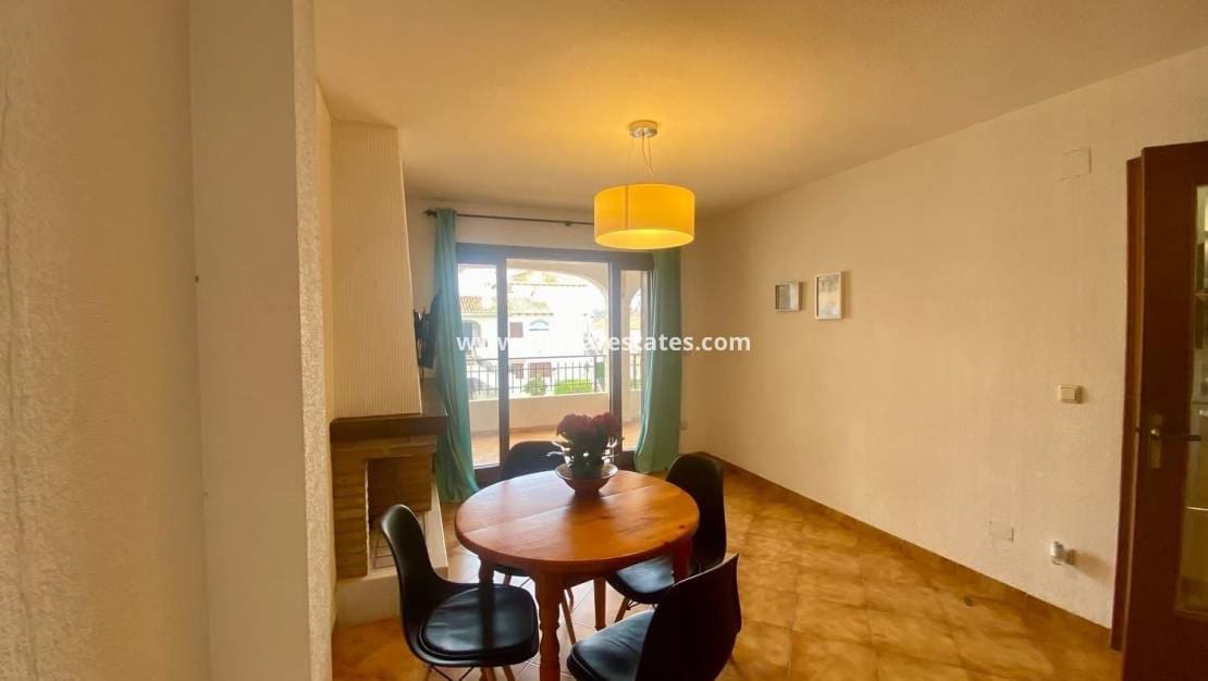 2 chambre Appartement à vendre à Cabo Roig avec piscine - 205 000 € (Ref: 9863551)