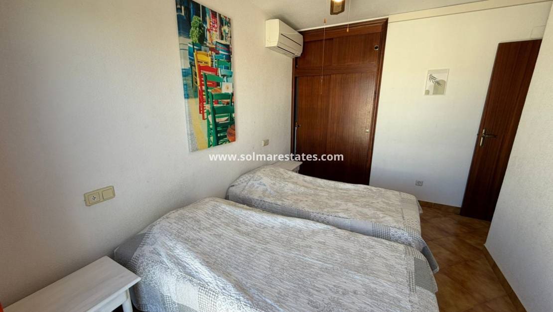 2 chambre Appartement à vendre à Cabo Roig avec piscine - 205 000 € (Ref: 9863551)