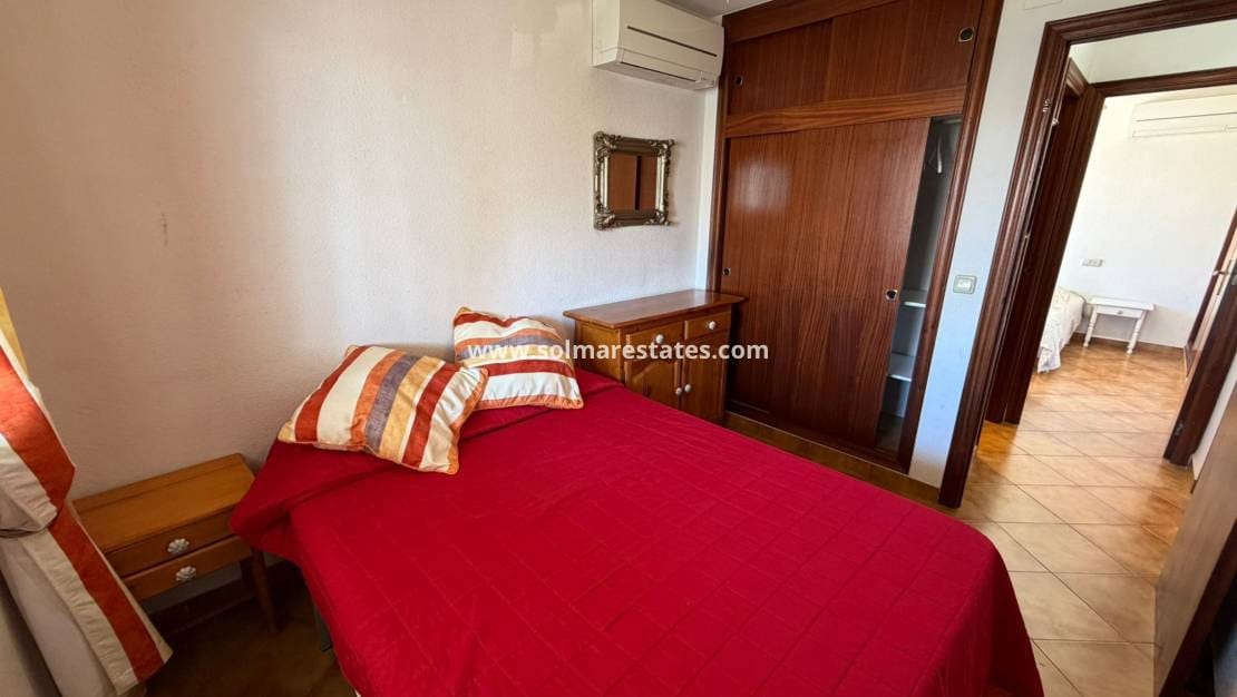 2 chambre Appartement à vendre à Cabo Roig avec piscine - 205 000 € (Ref: 9863551)