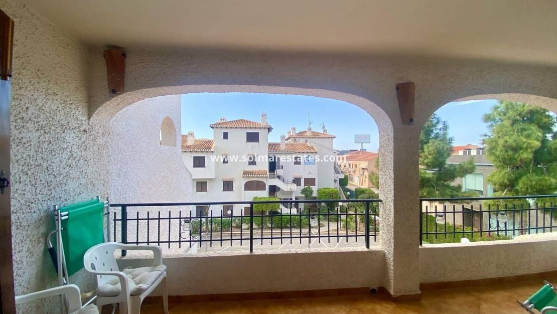 2 chambre Appartement à vendre à Cabo Roig avec piscine - 205 000 € (Ref: 9863551)
