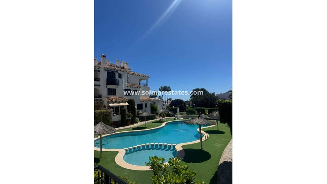 2 chambre Appartement à vendre à Cabo Roig avec piscine - 205 000 € (Ref: 9863551)