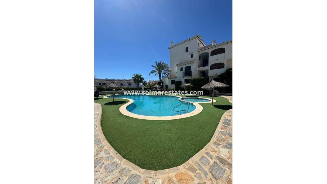 2 chambre Appartement à vendre à Cabo Roig avec piscine - 205 000 € (Ref: 9863551)