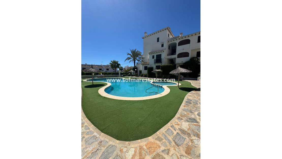 2 chambre Appartement à vendre à Cabo Roig avec piscine - 205 000 € (Ref: 9863551)