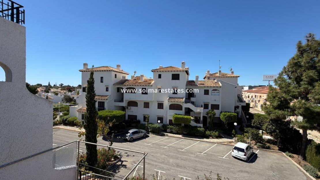 2 chambre Appartement à vendre à Cabo Roig avec piscine - 205 000 € (Ref: 9863551)