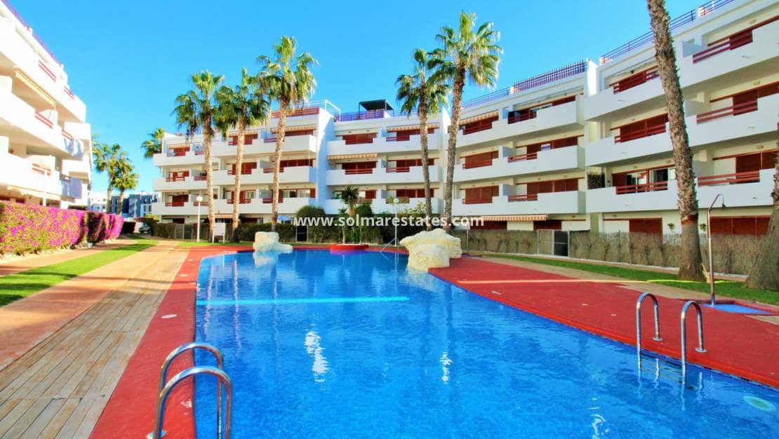 3 soveværelse Lejlighed til salg i Playa Flamenca med swimmingpool - € 225.000 (Ref: 9863552)