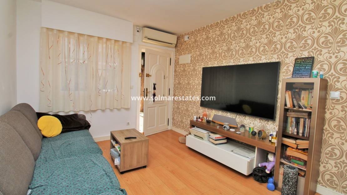 2 bedroom Bungalow for sale in La Florida with pool - € 164,950 (Ref: 9863553)