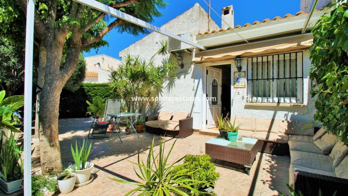 2 bedroom Bungalow for sale in La Florida with pool - € 164,950 (Ref: 9863553)