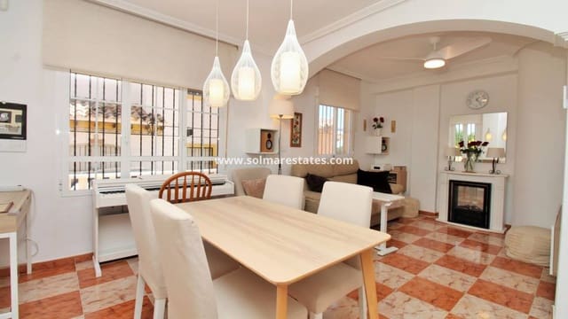 2 soverom Kjedet enebolig til salgs i Cabo Roig, Orihuela med svømmebasseng - € 219 900 (Ref: 9863554)