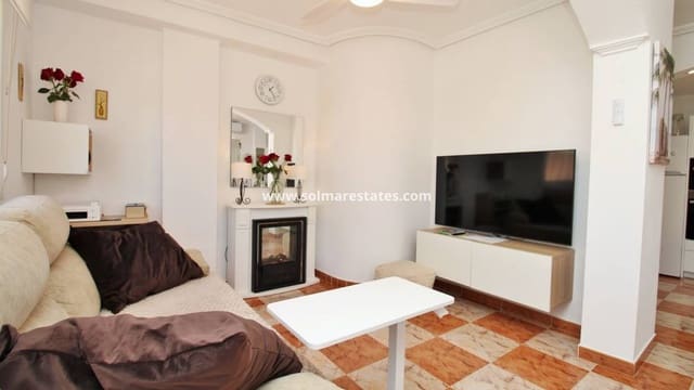 2 soverom Kjedet enebolig til salgs i Cabo Roig, Orihuela med svømmebasseng - € 219 900 (Ref: 9863554)