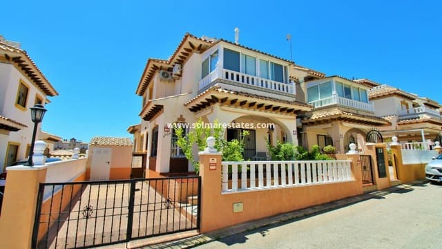 2 soverom Kjedet enebolig til salgs i Cabo Roig, Orihuela med svømmebasseng - € 219 900 (Ref: 9863554)