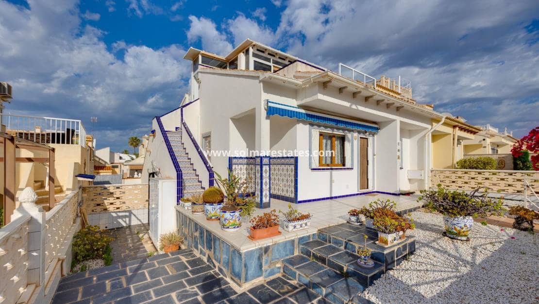 2 bedroom Townhouse for sale in La Florida - € 186,500 (Ref: 9865935)