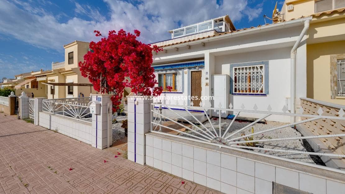 2 bedroom Townhouse for sale in La Florida - € 186,500 (Ref: 9865935)