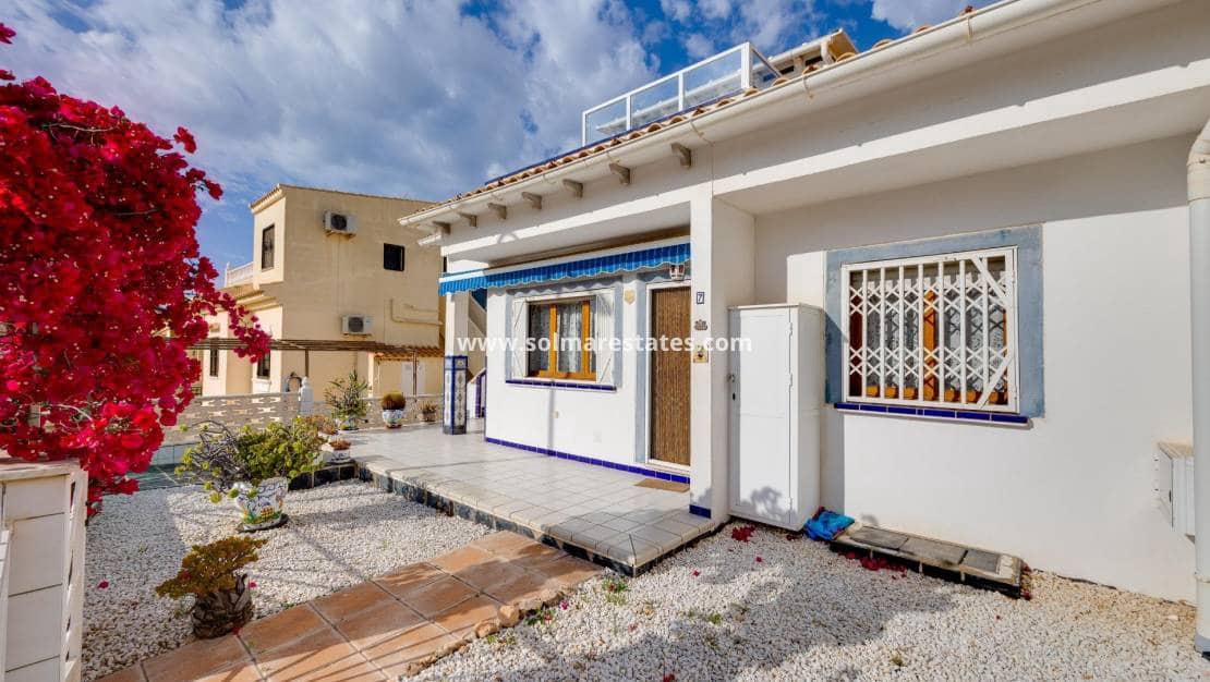 2 bedroom Townhouse for sale in La Florida - € 186,500 (Ref: 9865935)