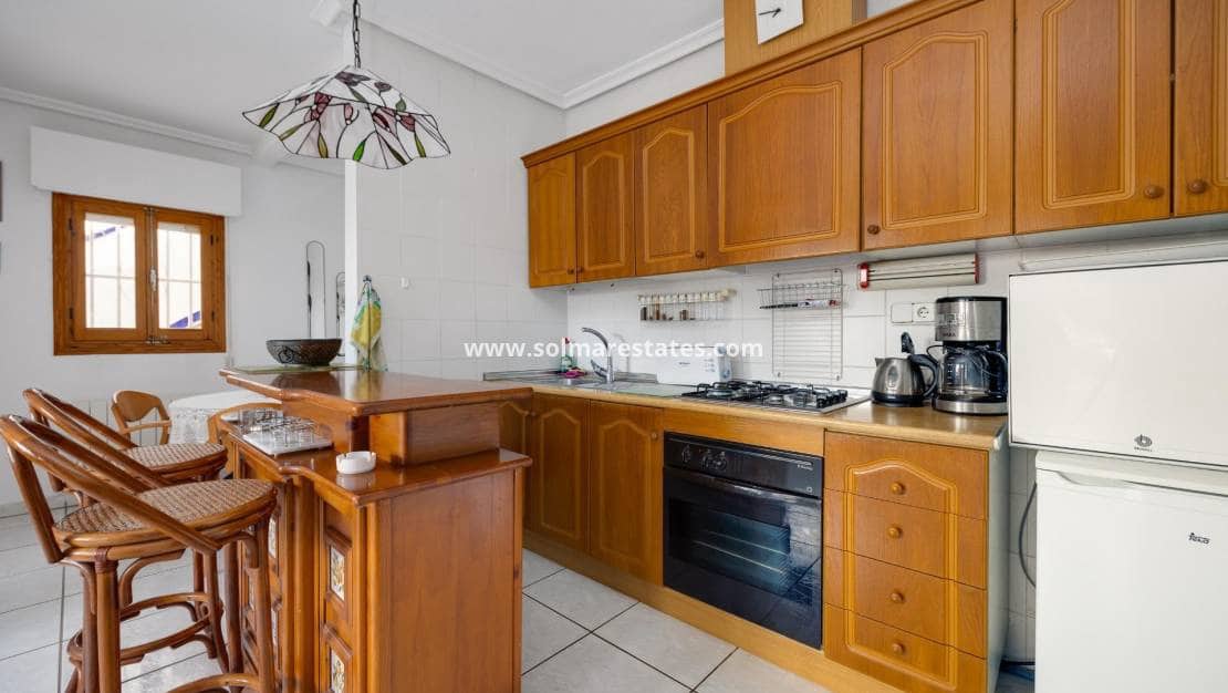 2 bedroom Townhouse for sale in La Florida - € 186,500 (Ref: 9865935)