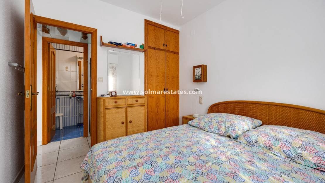 2 bedroom Townhouse for sale in La Florida - € 186,500 (Ref: 9865935)